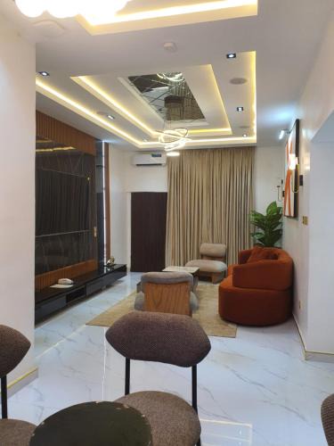 Enugu Apartment | Grazioli 2Bedroom Apartment 'Florence'