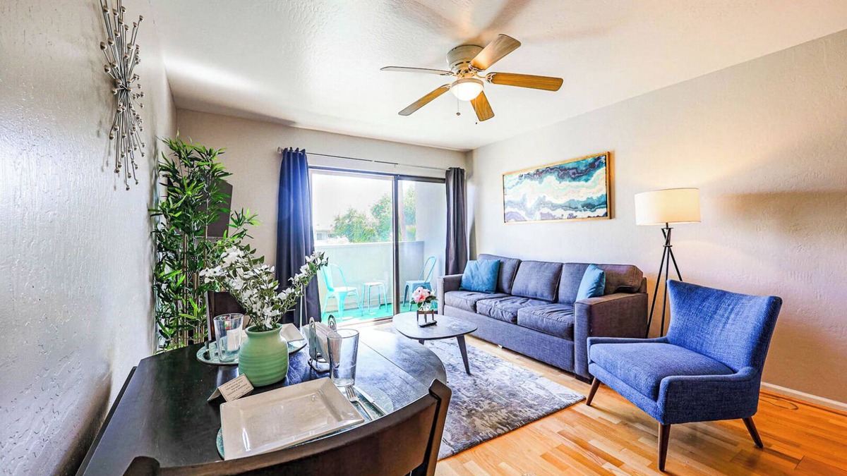 Fashion Square Apartment | Great 1br/Full Condo/Heated Pool Walk to OldTown/Mall & Bars