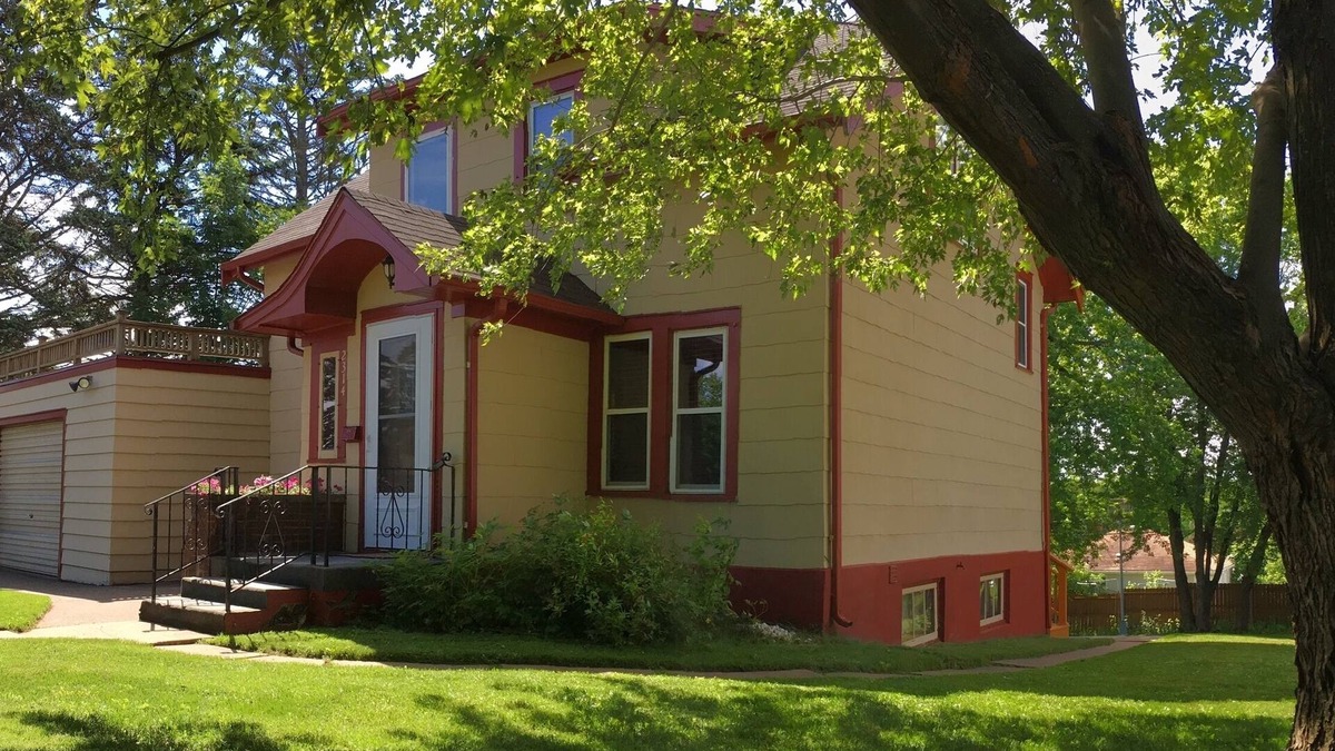 Duluth House | Great 2 bedroom home in an excellent location.