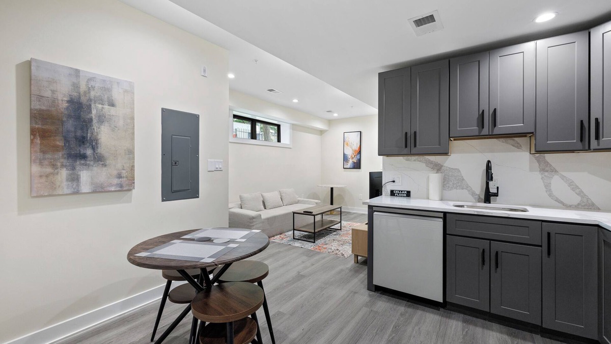 Columbia Heights Apartment | Great 2BR New Apartment near Metro