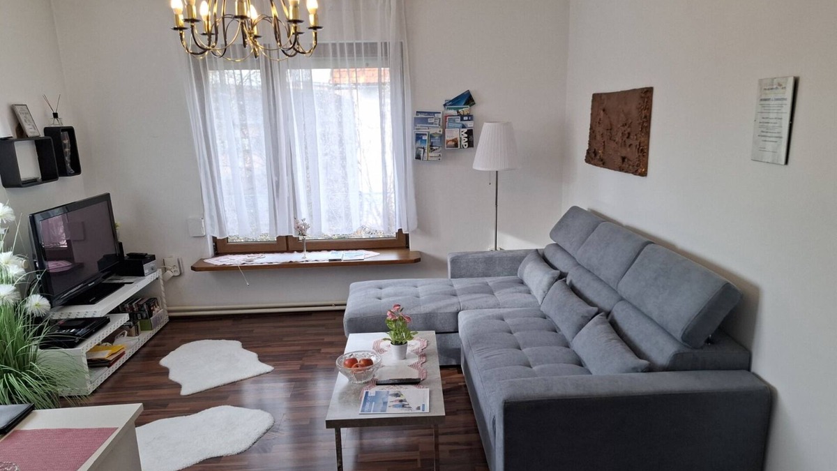 Villach Apartment | GREAT APARTMENT Quiet location, 10min. to the center. Close to lakes + ski areas.