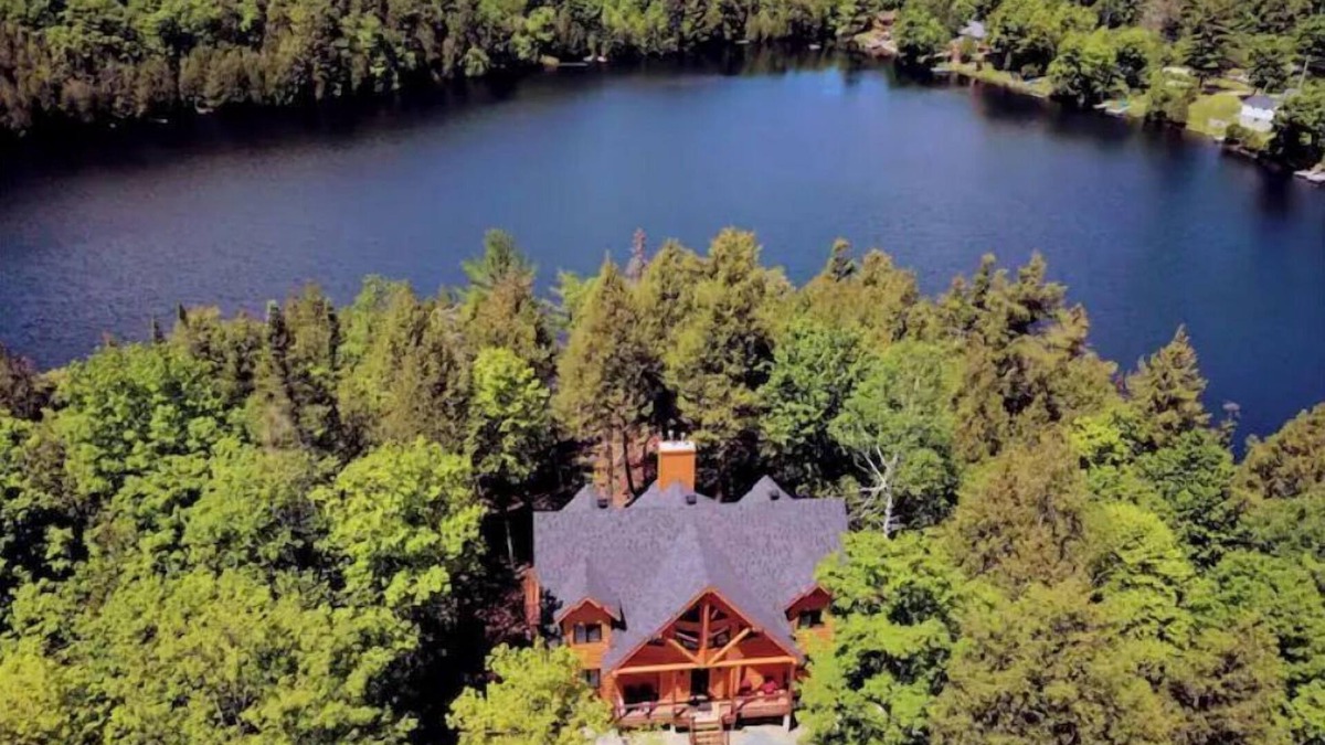 Harrington Cottage | Great Bear - Lake & Spa