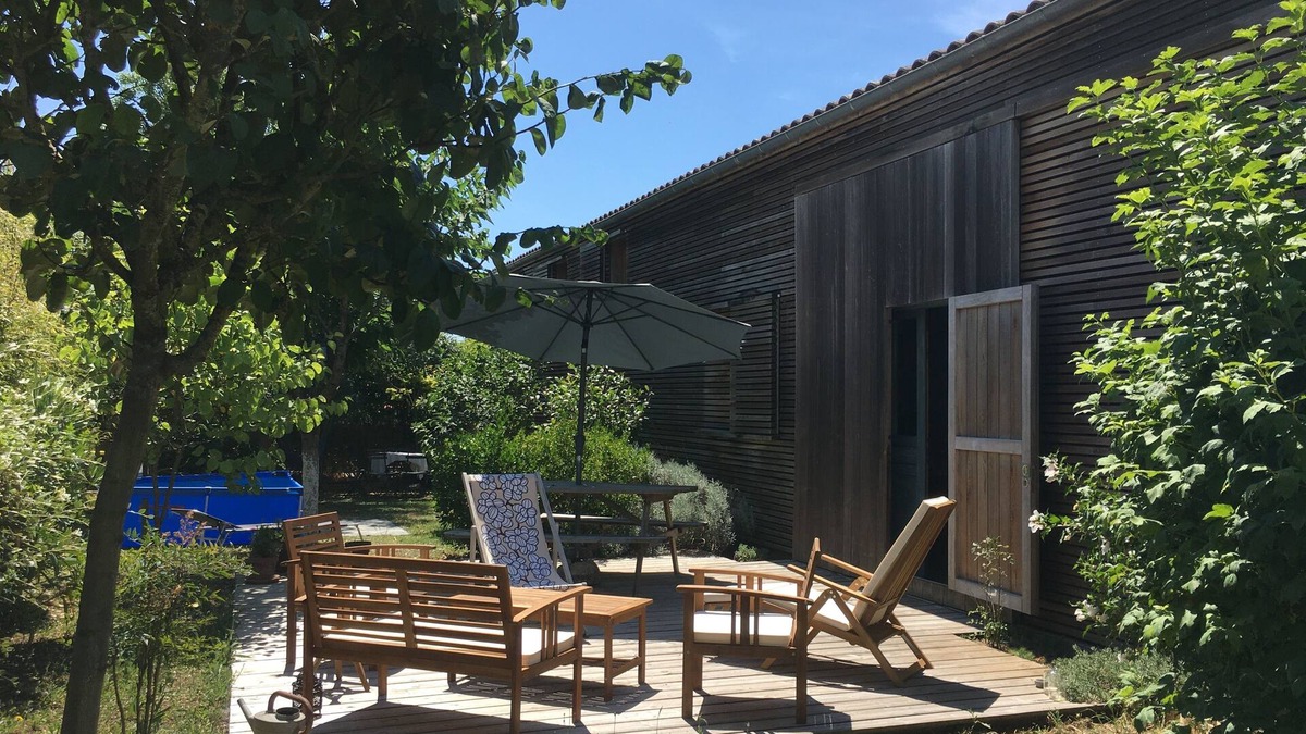 Thaire House | great bohemian wooden house near La Rochelle