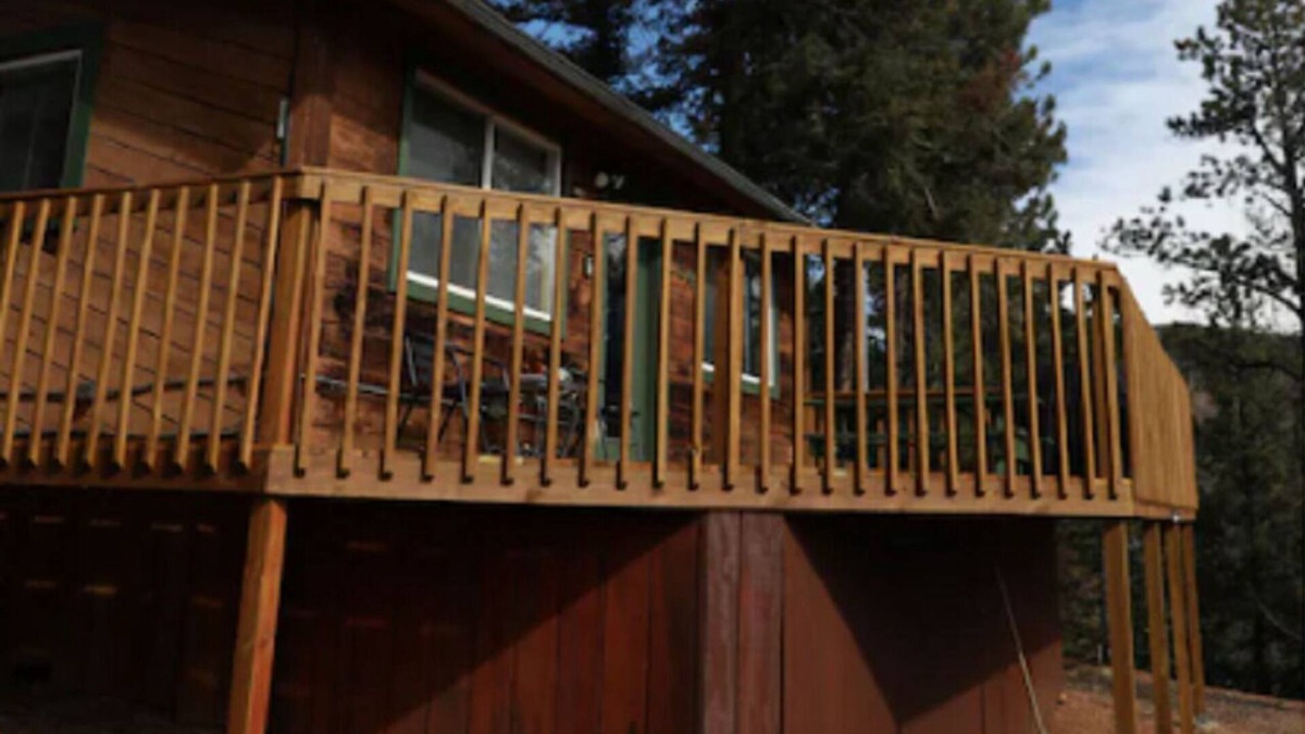 Rainbow Valley Cabin | Great Cabin in Divide, CO Near Cripple Creek and Colorado Springs CO