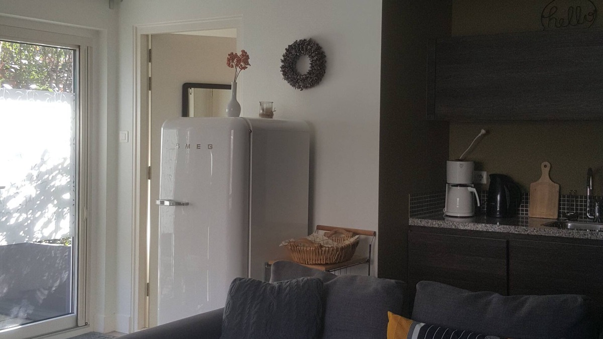 Amsterdam East Apartment | Great Canal Studio 15 min downtown
