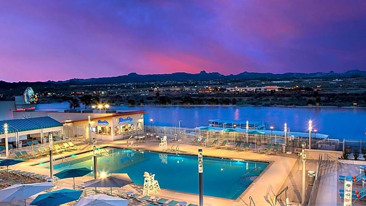 Laughlin Apartment | Great care is taken to .