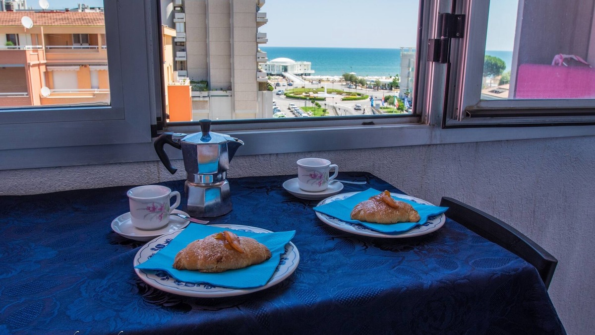 Senigallia Apartment | Great central apartment, even for rooms