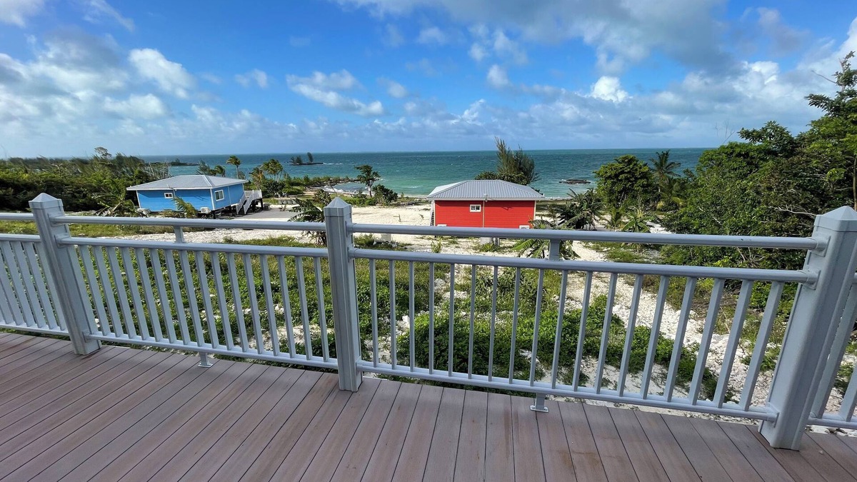 Marsh Harbour Cottage | Great Cistern Beach Village