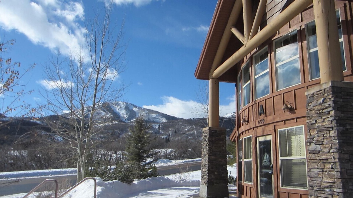 Park City Condo | Great Condo with Views of Deer Valley & Surrounding Mountains