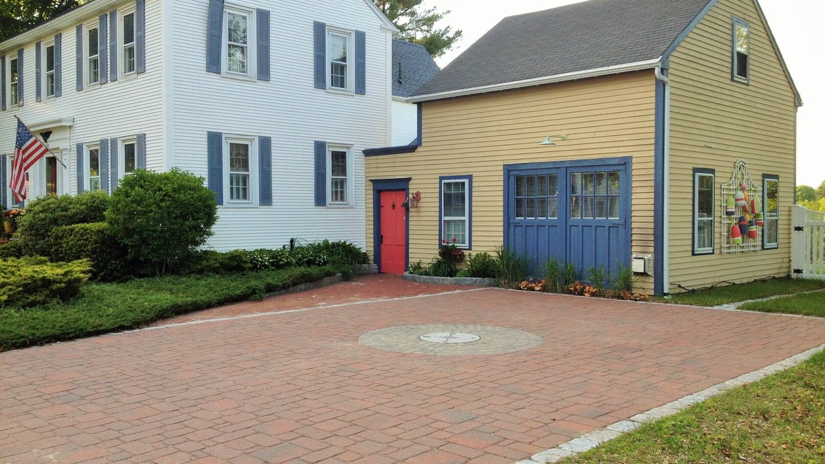 Kennebunk Cottage | Great Couple Get-Away - Pet-Friendly - Small Family Friendly too!