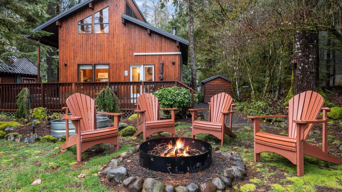 Brightwood House | Great Deals on Summer Stays!
