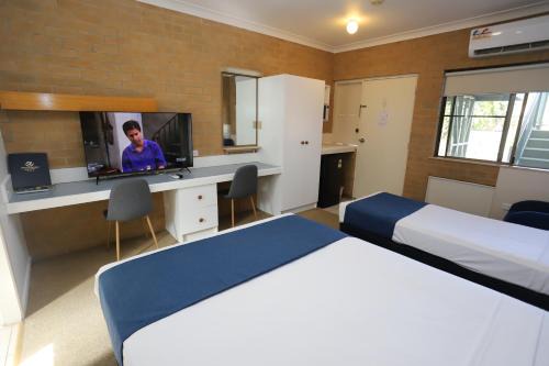 Monkland Hotel | Great Eastern Motor Inn Gympie