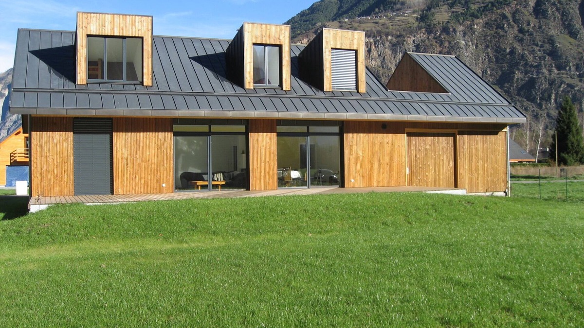 Le Bourg-d'Oisans Apartment | Great equipped big apartment with breathtaking view, privacy terrace