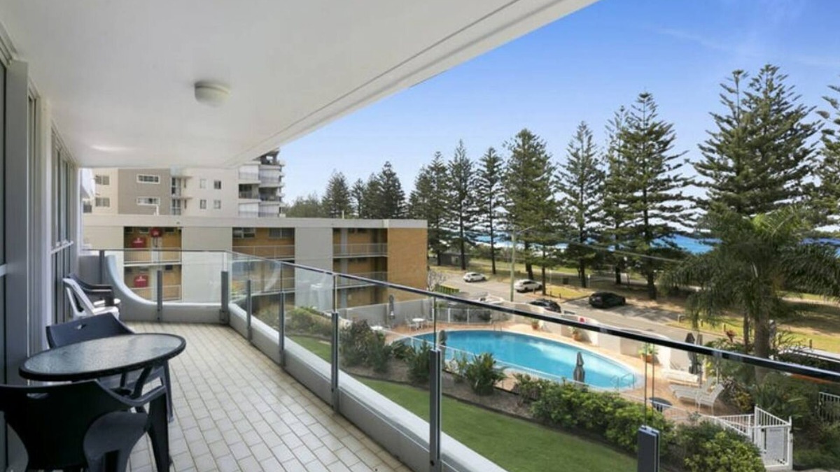 Burleigh Waters Apartment | Great family apartment