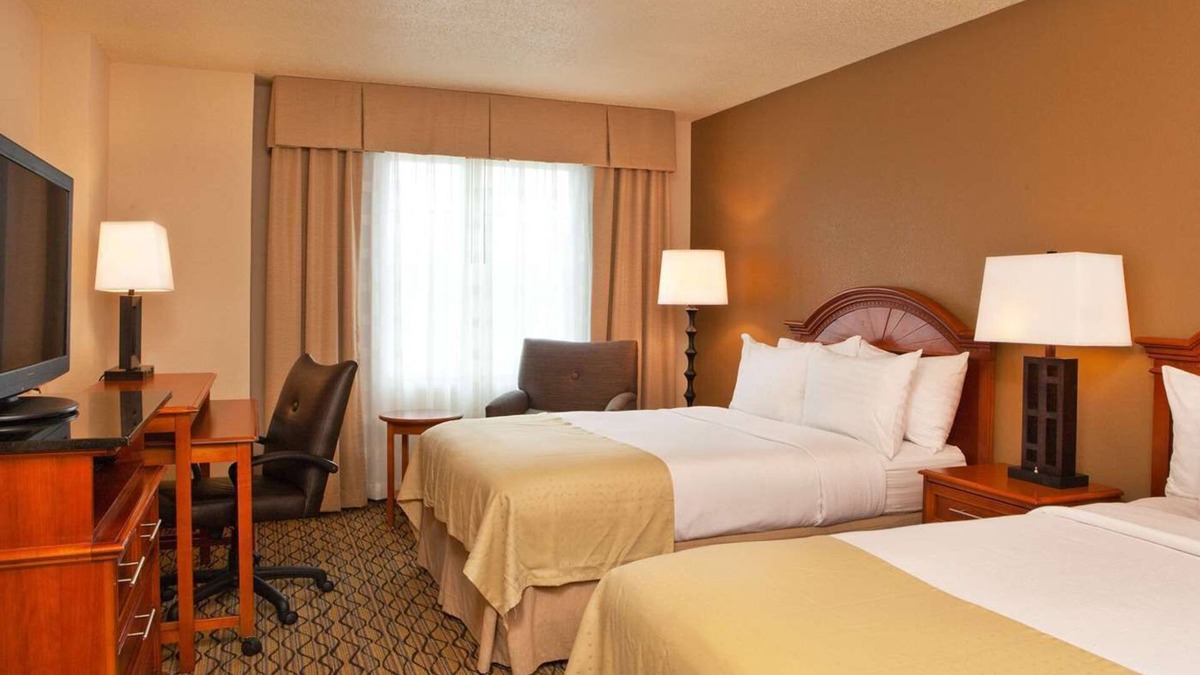 College Park Hotel | Great Find! Near Hartsfield–Jackson Atlanta International Airport, Pet-Friendly!