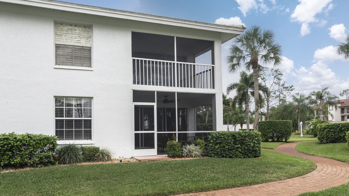 Gleneagles Condo | Great first floor unit with easy access has everything.nmultiple month discounts