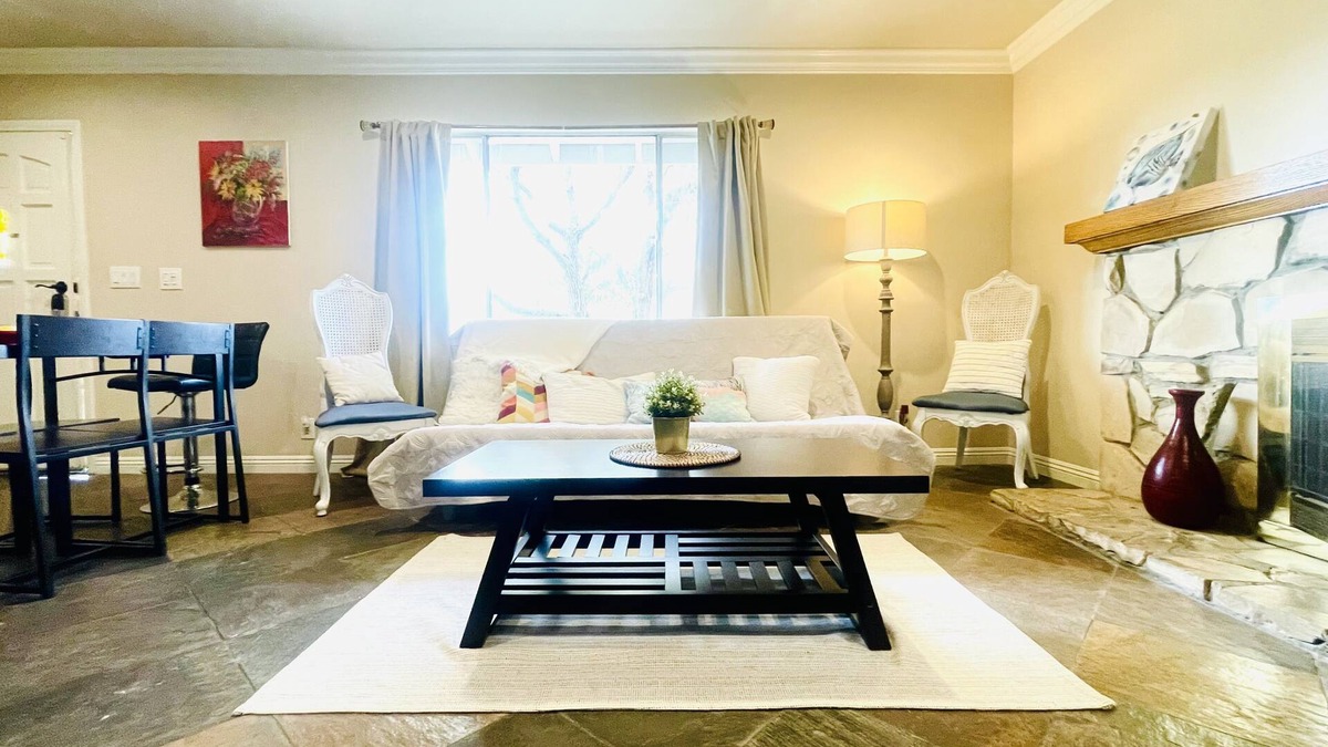 Orange Apartment | ❤️ Great for Business&Family trips❤️3BD2 BA+Parking❤️