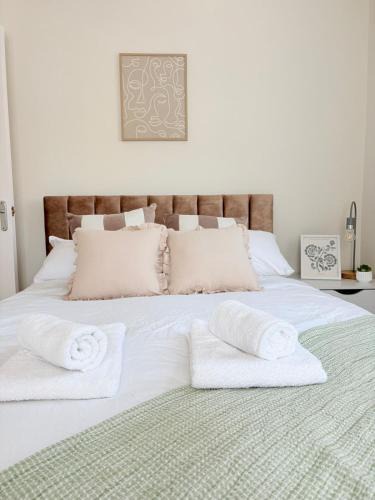 Corby House | Great for Contractors Newly refurbed with Parking long stay discounts