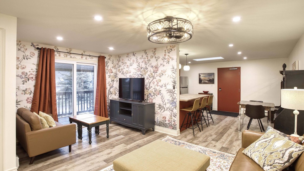 Lincoln Apartment | Great for Couples or Family in Niagara Wine Country