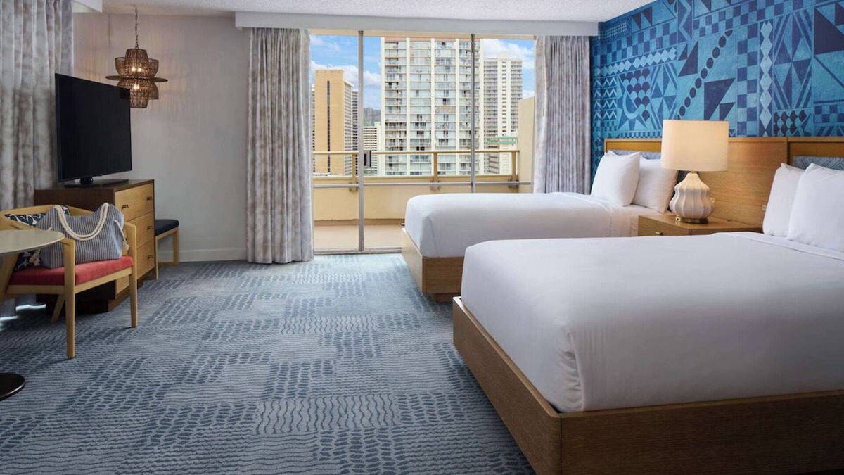 Waikiki Hotel | Great for Groups! 3 Comfortable Units, Near to Honolulu Zoo!