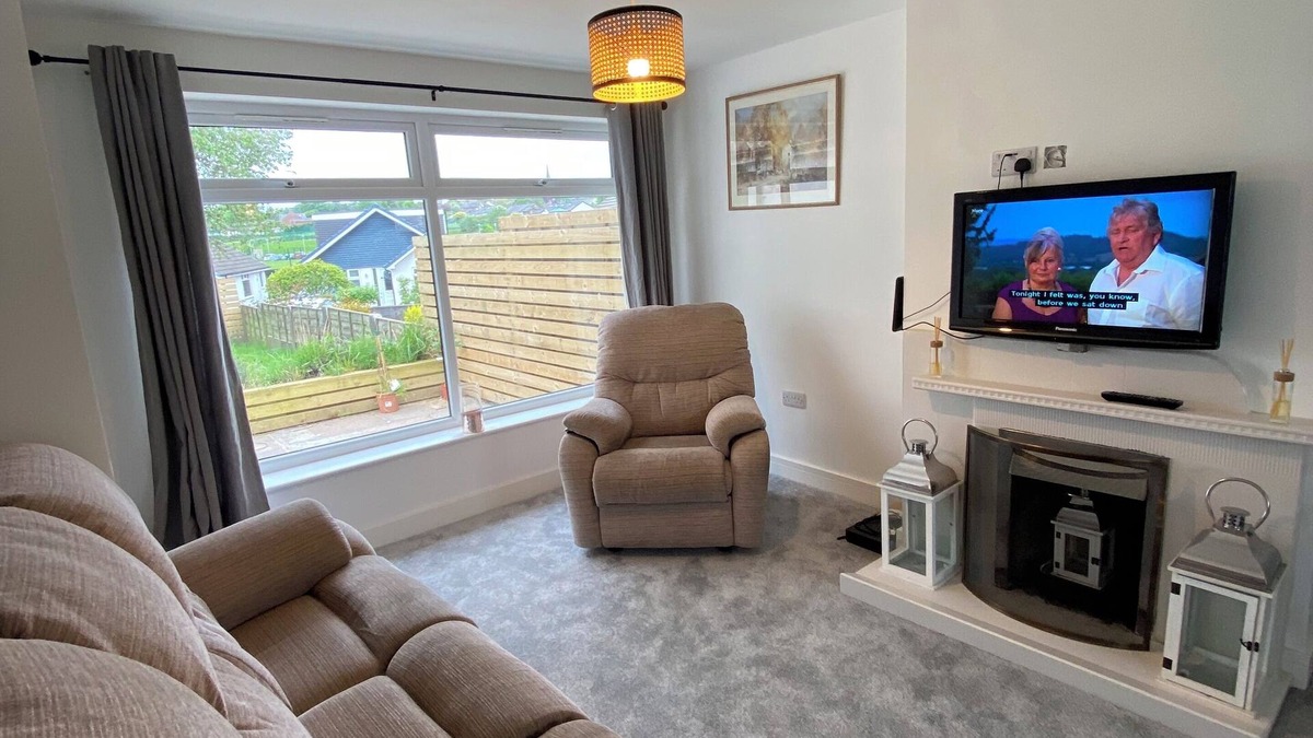 Tottington House | Great for walking, working, visiting or moving.