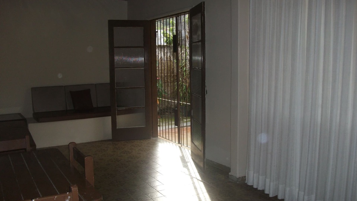 Praia da Enseada House | Great House 100 meters from the beach.