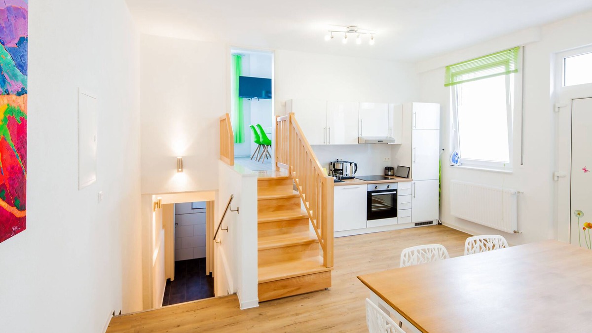 Innenstadt Apartment | Great large vacation apartment with 7 bedrooms, 2 eat-in kitchens, 19 beds, 4 bathrooms