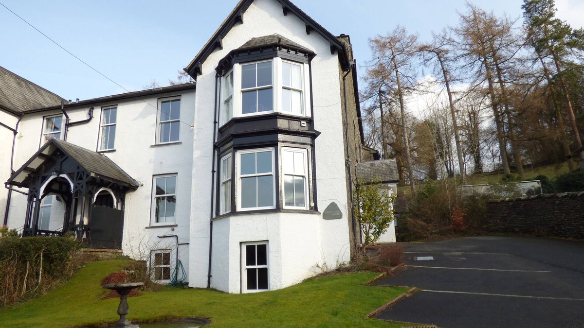 Bowness-on-Windermere Apartment | Great location, quiet yet 5 mins Bowness centre, with walks from the door