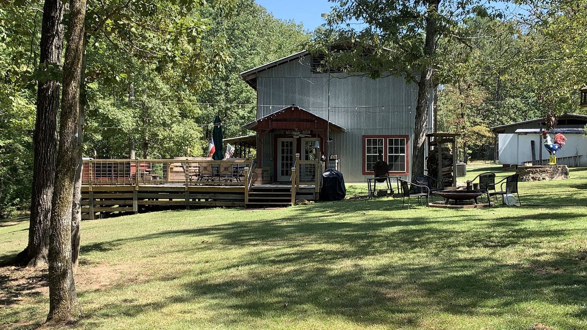 Broaddus House | Great location for fisherman
