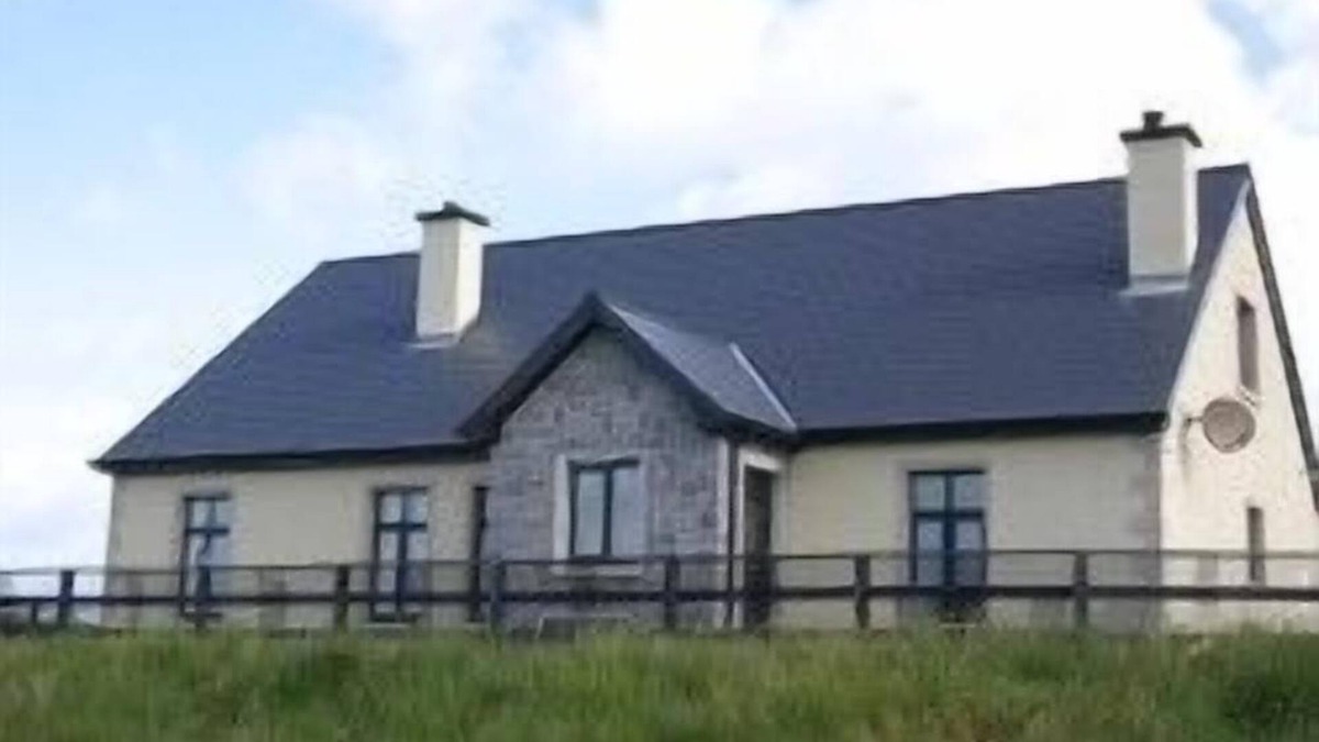 Cleggan Apartment | Great location for discovering Connemara