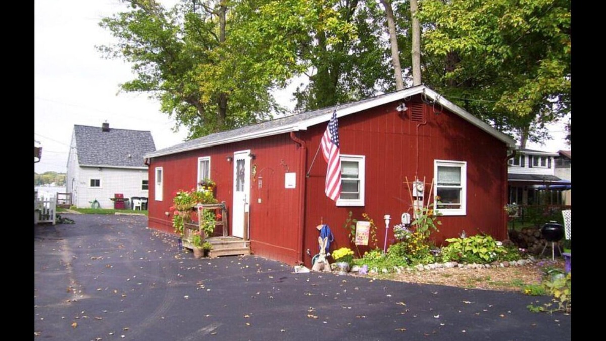Lakeville Cottage | Great Location on Northeast Corner of Conesus Lake