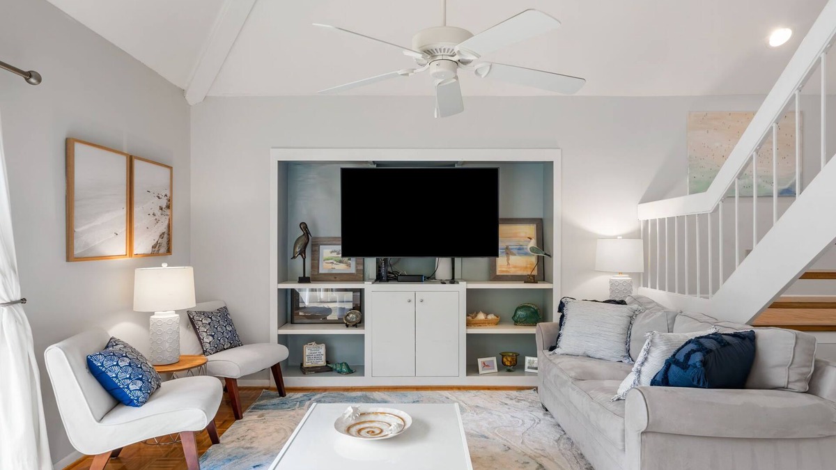 Spinnaker Beachhouses House | Great Location! Walk to Beach, Club, Golf, Pools! Distant Ocean Views! Amenity Cards!