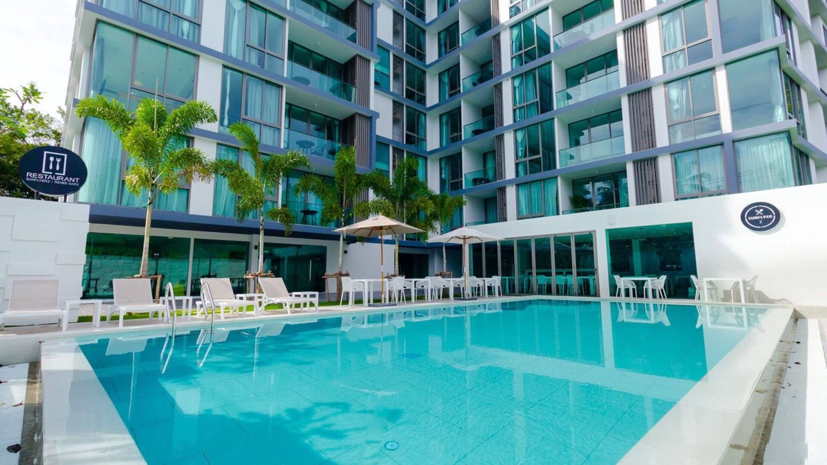 Bang Tao Apartment | Great location walk to BangTao beach & Boat Avenue
