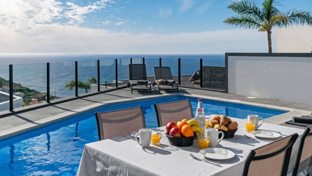 Arco da Calheta Villa | Great modern villa A/C, sea-view | Calheta Charm