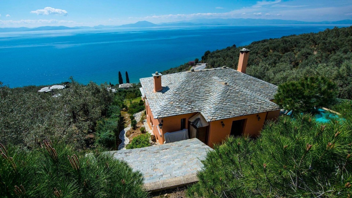 Agios Vlassios Villa | Great Pelion Villa | Villa 2 Cypresses | 4 bedrooms | Private Pool | Aghios.