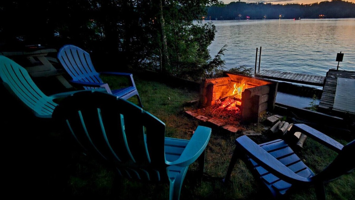 Belgrade Cabin | Great Pond Getaway| Lakefront|Dock|Sunset Views
