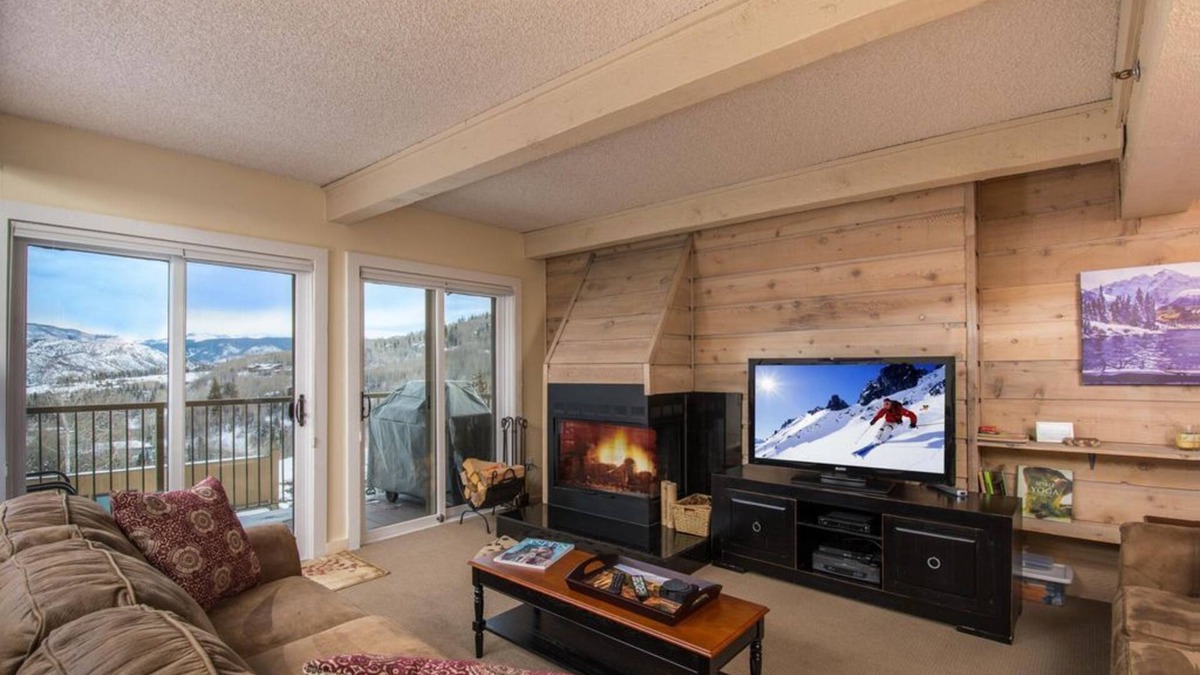 Snowmass Village Condo | Great Rates, Easy access, 2BR, 2BA, Condo with outstanding view. Pool &Hot Tub