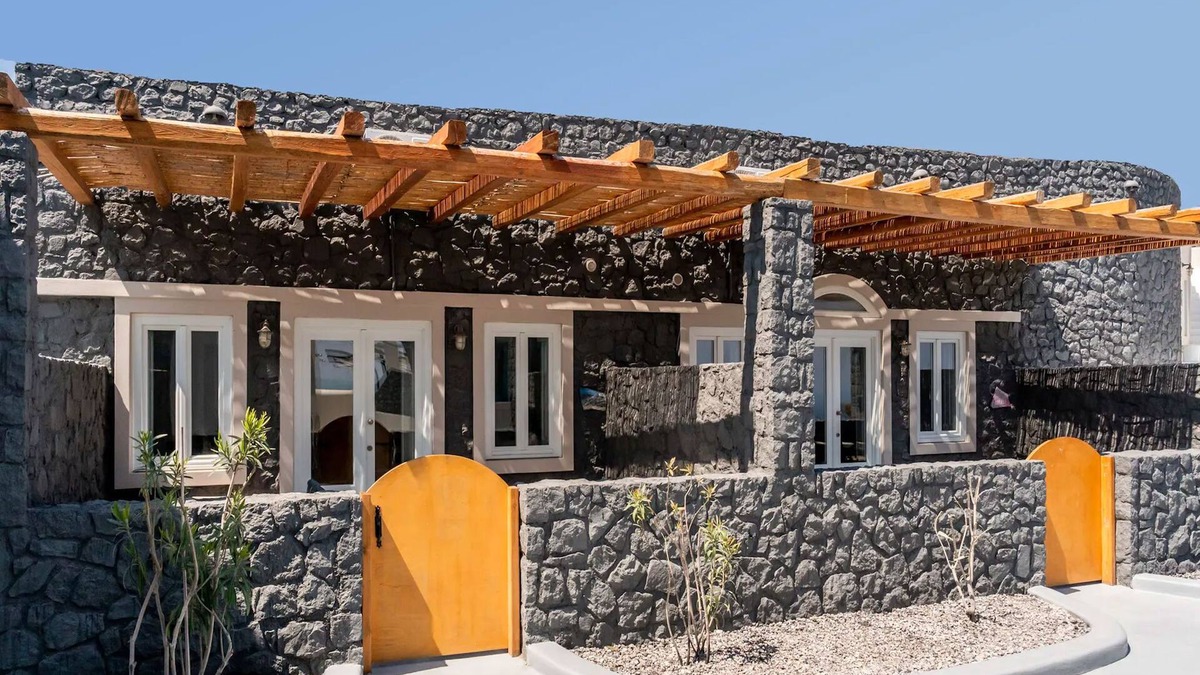 Imerovigli Villa | Great Santorini Villa | Villa Corali | Air Conditioning | 2 Bedrooms | Thira