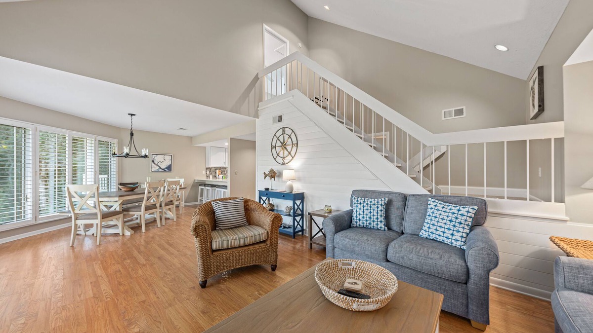 Spinnaker Beachhouses Villa | Great Spinnaker! Quiet Location w/Golf/Lagoon Views! Amenity Cards!