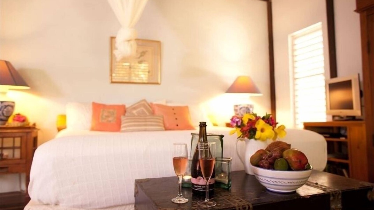 Rendezvous Bay Villa | Great spot for family gatherings and romantic getaways.