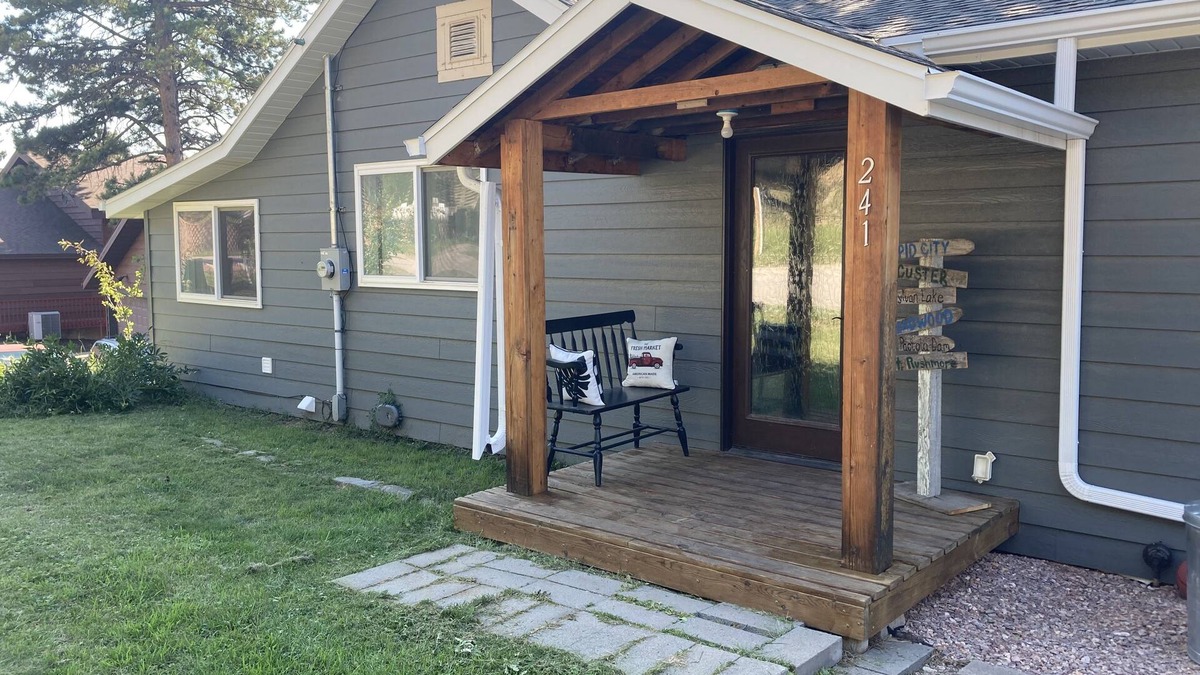 Hill City House | Great value! Great location! Located walking distance to downtown Hill City!