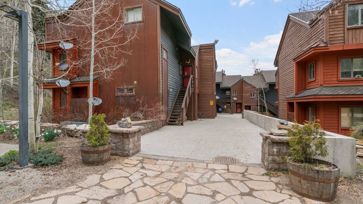 Columbine Lake House | Great Value, Hot Tub, Close to Purg and Silverton!