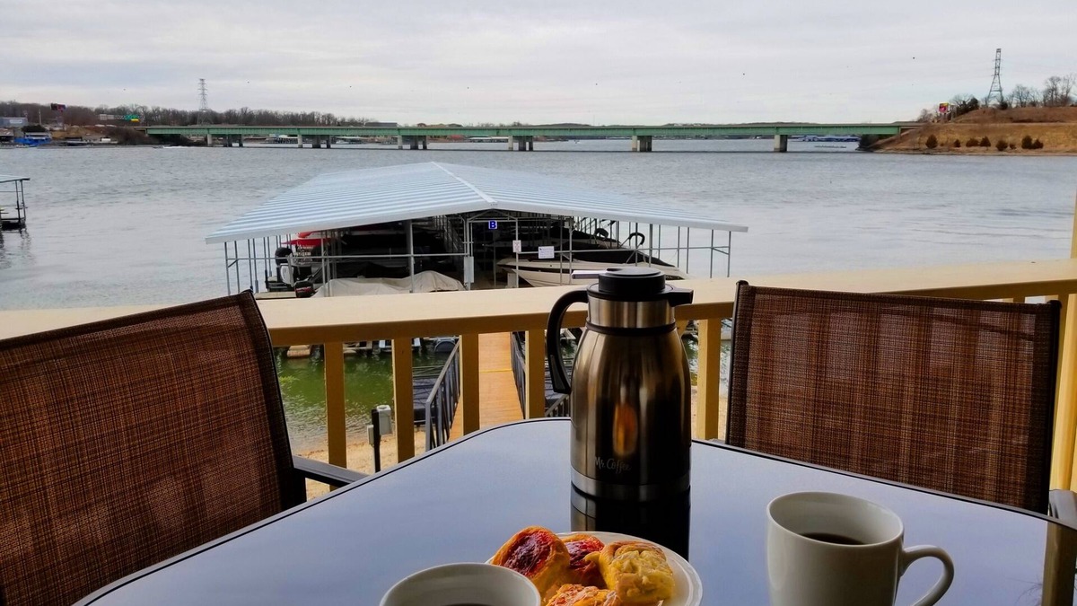 Osage Beach Condo | GREAT VIEW! Modern! Lakefront! Elevator! Very Close to Shopping & Dining! Wi-Fi