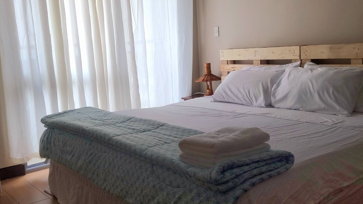 Socorro Condo | Great View with Balconies inside Araneta City
