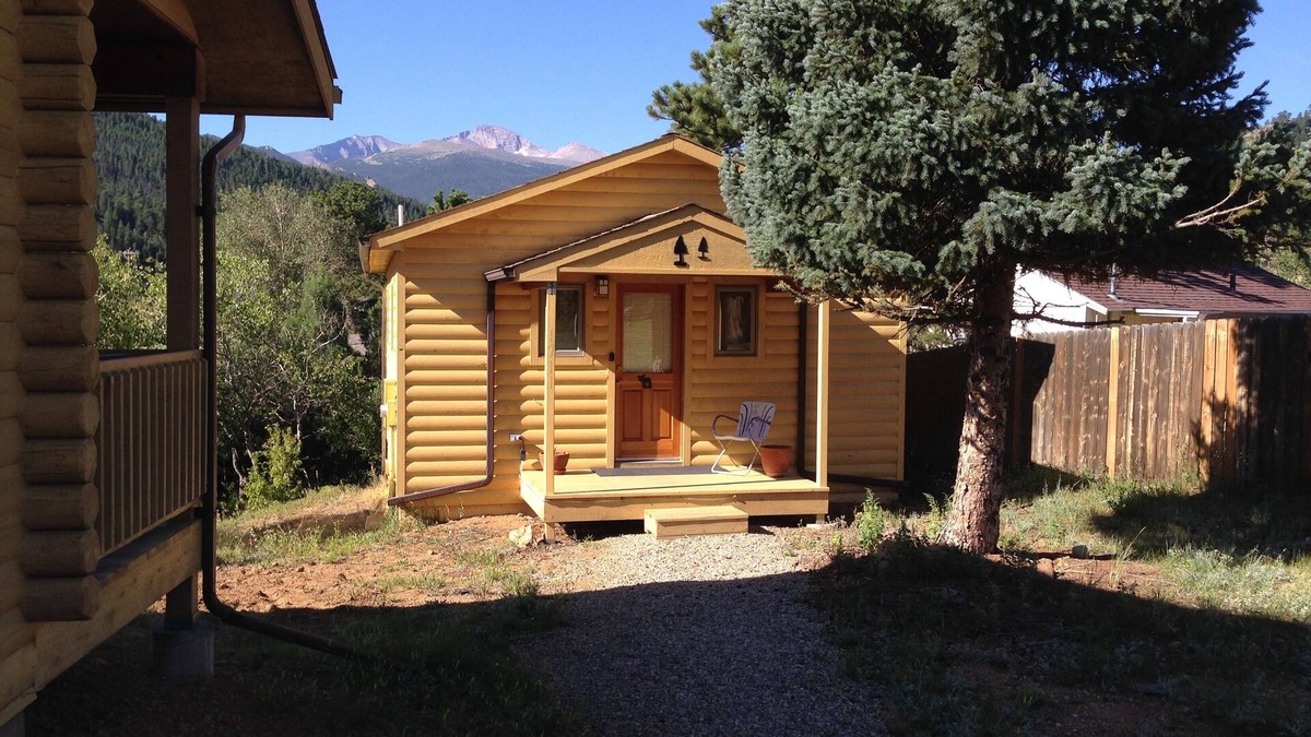Estes Park Apartment | Great Views, Great Location