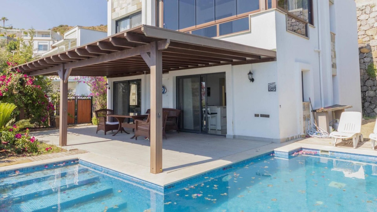 Kadıkale Villa | Great Villa with Private Pool in Bodrum near Beach