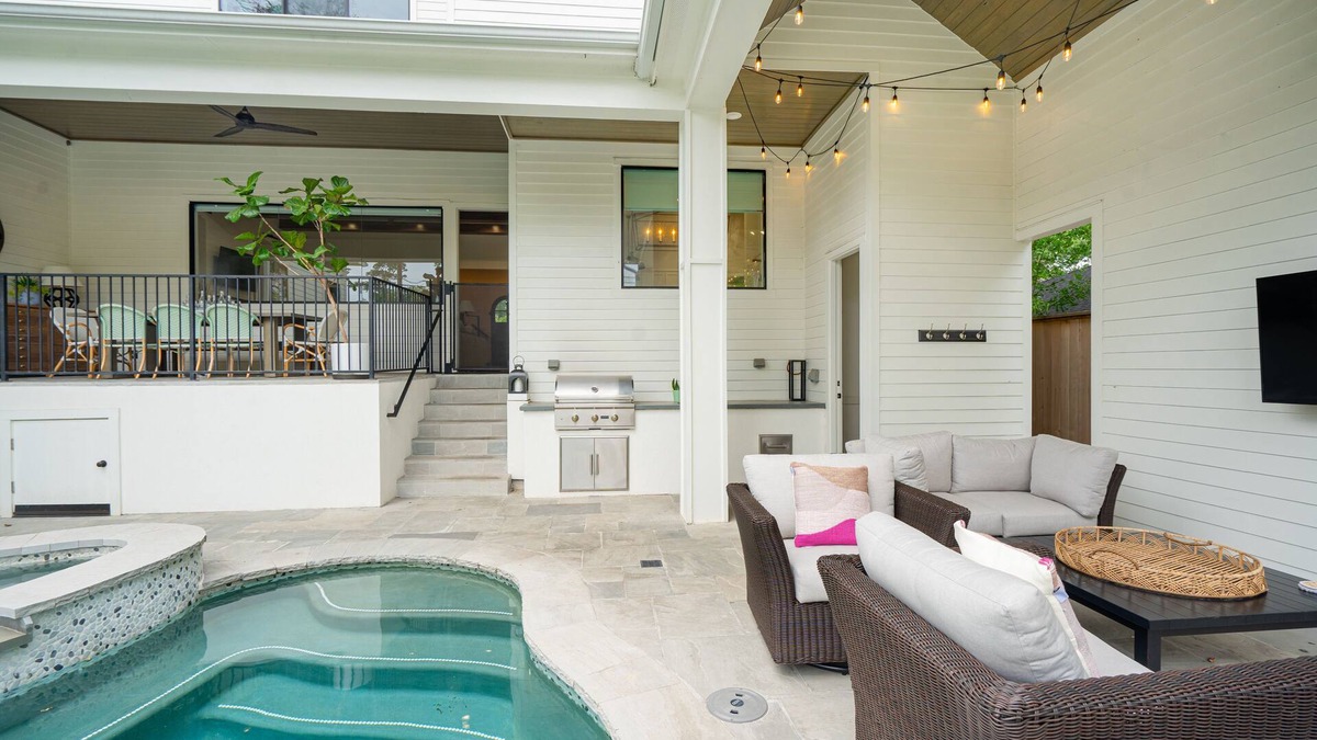 Lazybrook/Timbergrove House | Greater Heights Area Luxury Retreat - Private Pool + Game Room