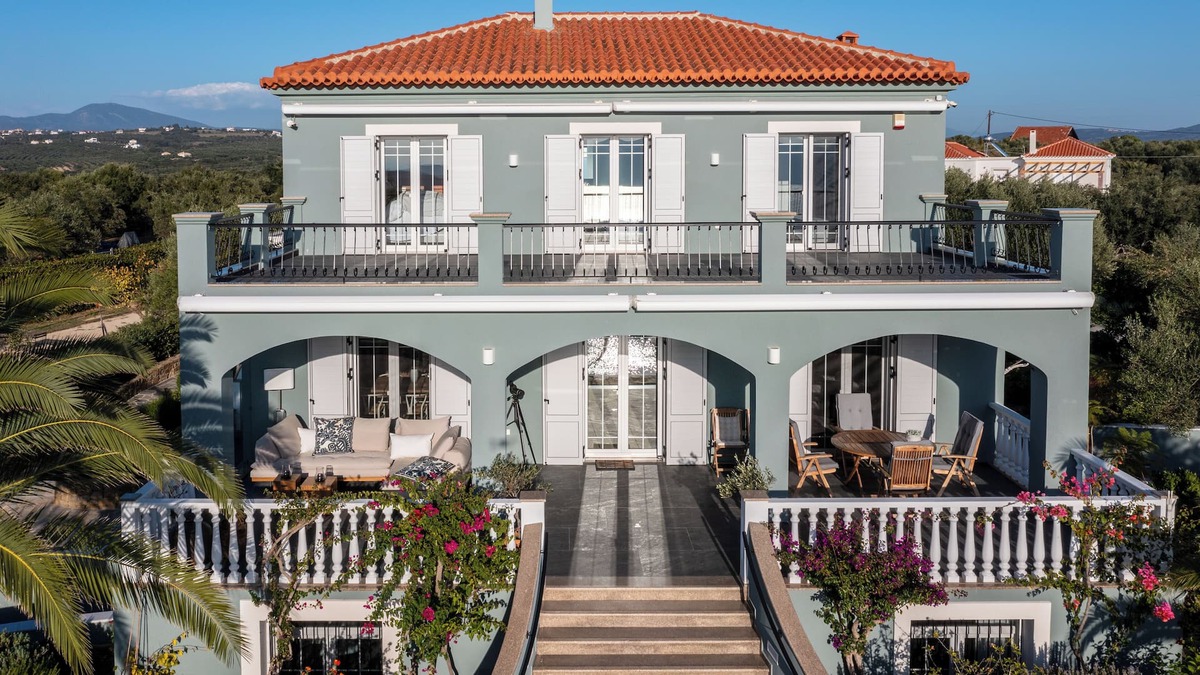 Pylos-Nestoras Villa | Greek Villa/Mansion with extraordinary Sea viewsnFully gated private property