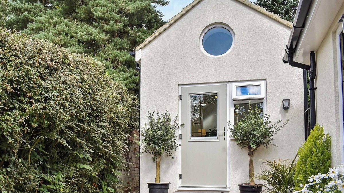Brearton Cottage | Green Acres is a wonderful romantic Yorkshire retreat, perfect for couples.