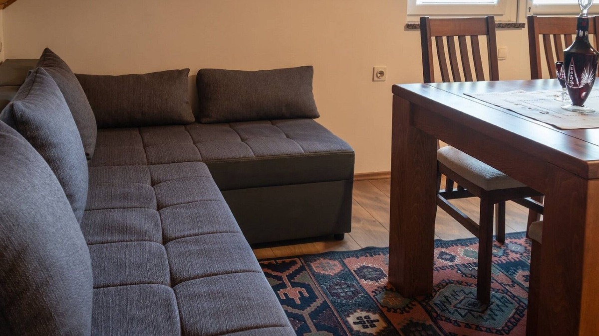 Lokve Apartment | Green Area Apartments Kremžar - Attic Apartment With Balcony